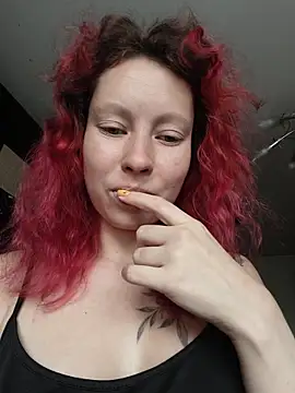 Frost foxy online show from 11-28-25, 04:37