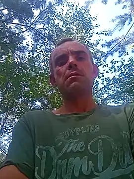 Snapshot of pavel858@xh chatting on 07-15-26, 03:06 pavel858xh online show from 07-15-26, 03:06