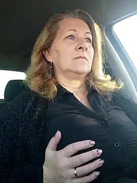 Elza01 online show from 11-07-25, 06:46