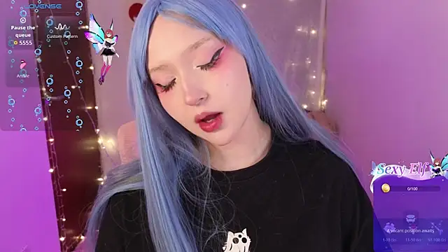 KuroChan420 online show from 12-17-25, 12:27