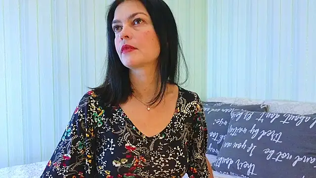  Lily  online show from 11-05-25, 06:13