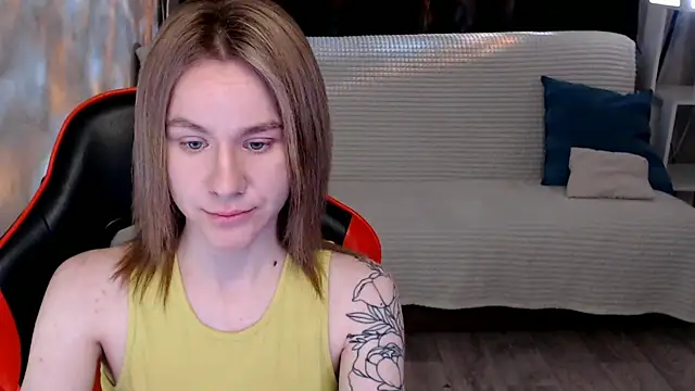 Mila Jon online show from 11-30-25, 03:10