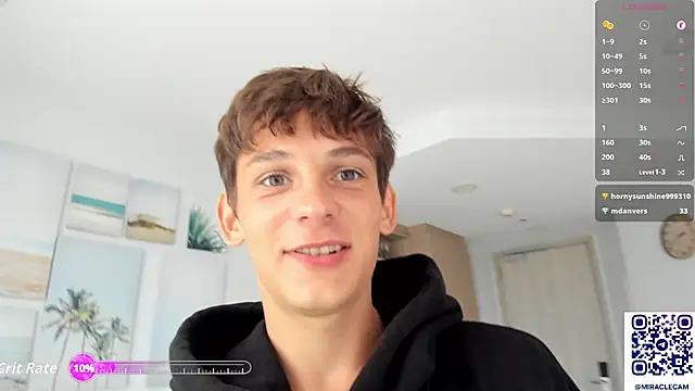 Snapshot of MiracleCam chatting on 10-10-25, 01:59 MiracleCam online show from 10-10-25, 01:59