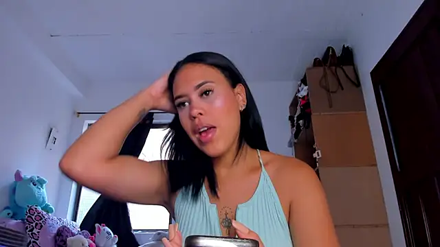 AlondraDiossa03 online show from 10-22-25, 05:45