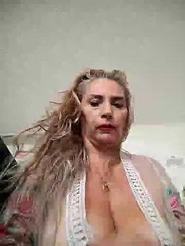 Snapshot of Lossexycacha chatting on 02-14-25, 03:47 Lossexycacha online show from 02-14-25, 03:47