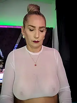 Snapshot of Lossexycacha chatting on 02-15-25, 08:33 Lossexycacha online show from 02-15-25, 08:33