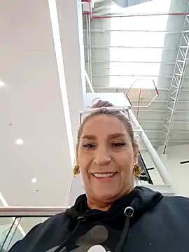 Snapshot of Lossexycacha chatting on 10-21-25, 05:02 Lossexycacha online show from 10-21-25, 05:02