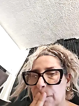 Snapshot of Lossexycacha chatting on 11-29-25, 10:24 Lossexycacha online show from 11-29-25, 10:24