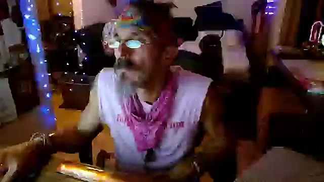 Snapshot of mycock2474u chatting on 09-21-25, 03:19 mycock2474u online show from 09-21-25, 03:19