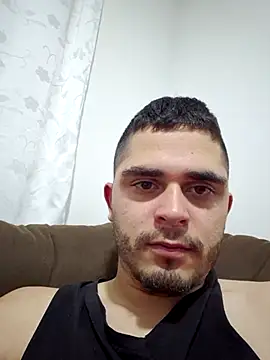 Snapshot of Fuyuichirou chatting on 02-07-25, 02:29 Fuyuichirou online show from 02-07-25, 02:29