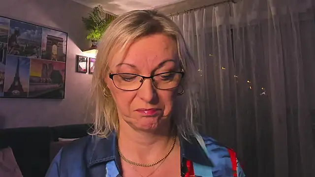 Snapshot of vanessa_chat chatting on 01-05-26, 06:11 vanessa chat online show from 01-05-26, 06:11