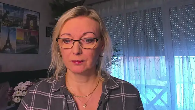 Snapshot of vanessa_chat chatting on 01-06-26, 02:21 vanessa chat online show from 01-06-26, 02:21