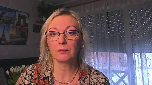 Snapshot of vanessa_chat chatting on 01-08-26, 02:30 vanessa chat online show from 01-08-26, 02:30