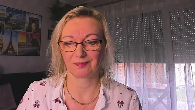 Snapshot of vanessa_chat chatting on 01-15-26, 02:21 vanessa chat online show from 01-15-26, 02:21