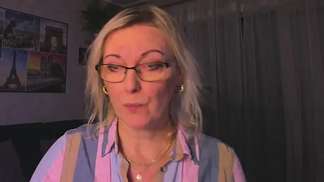 Snapshot of vanessa_chat chatting on 02-02-26, 04:17 vanessa chat online show from 02-02-26, 04:17