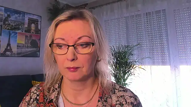 Snapshot of vanessa_chat chatting on 02-25-26, 02:16 vanessa chat online show from 02-25-26, 02:16