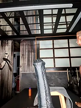 DarkDea online show from 12-18-25, 03:18