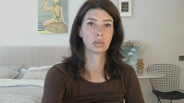 Snapshot of WhiteQueen888 chatting on 07-10-26, 02:49 WhiteQueen888 online show from 07-10-26, 02:49