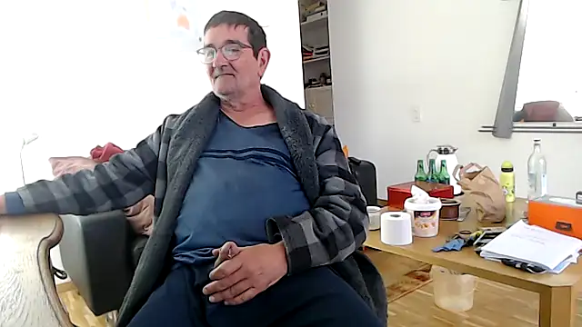 silvio-aus-luzern-CH online show from 04-18-26, 07:12