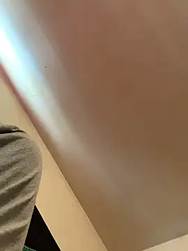 Snapshot of Tristris100 chatting on 01-28-25, 07:00 Tristris100 online show from 01-28-25, 07:00