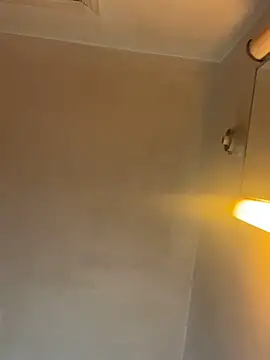 Snapshot of Tristris100 chatting on 09-11-25, 03:12 Tristris100 online show from 09-11-25, 03:12