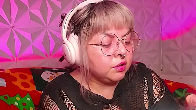 Satyn doll online show from 12-14-25, 10:03