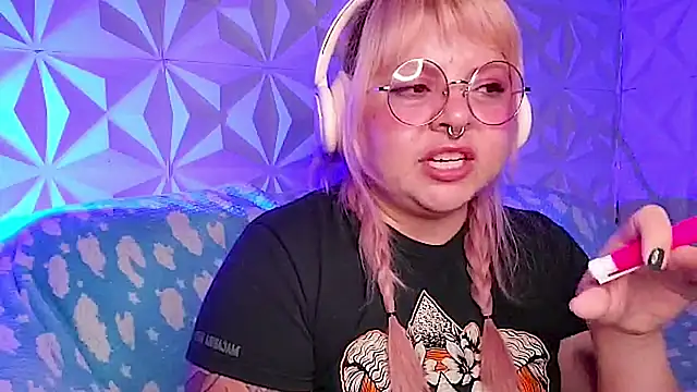 Satyn doll online show from 04-25-26, 12:13