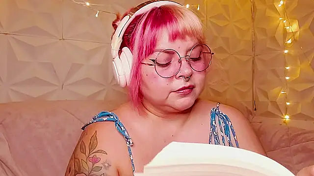 Satyn doll online show from 07-11-26, 11:28