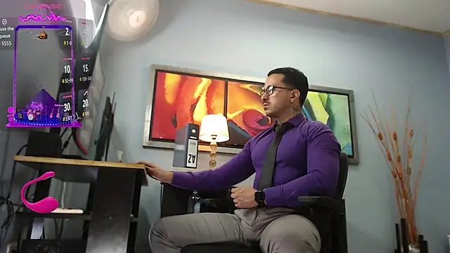Snapshot of randyluke chatting on 05-02-26, 04:23 randyluke online show from 05-02-26, 04:23