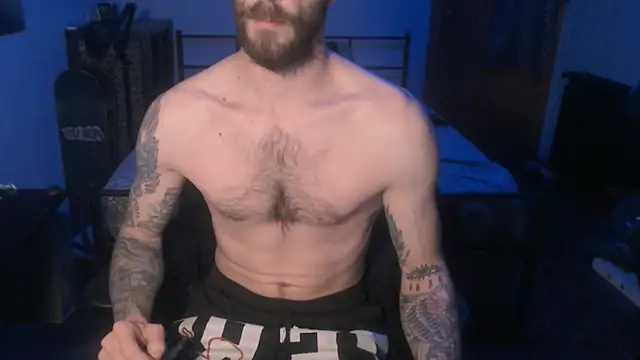 Snapshot of SexxxyLouis chatting on 01-21-25, 08:11 SexxxyLouis online show from 01-21-25, 08:11