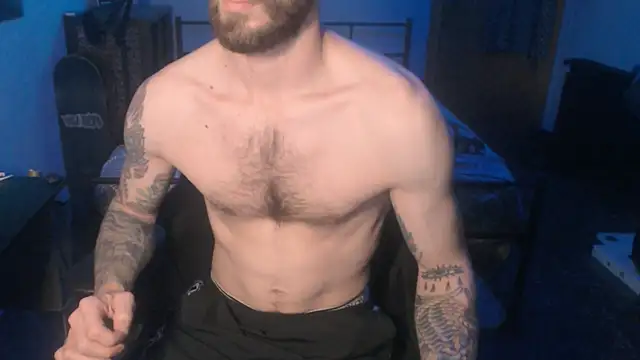 Snapshot of SexxxyLouis chatting on 01-27-25, 04:33 SexxxyLouis online show from 01-27-25, 04:33