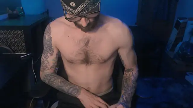 Snapshot of SexxxyLouis chatting on 02-07-25, 09:37 SexxxyLouis online show from 02-07-25, 09:37