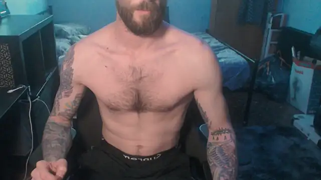 Snapshot of SexxxyLouis chatting on 02-10-25, 08:42 SexxxyLouis online show from 02-10-25, 08:42