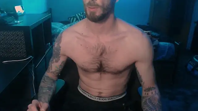 Snapshot of SexxxyLouis chatting on 02-21-25, 02:38 SexxxyLouis online show from 02-21-25, 02:38