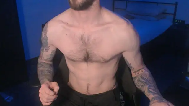 Snapshot of SexxxyLouis chatting on 03-07-25, 08:22 SexxxyLouis online show from 03-07-25, 08:22