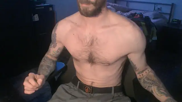 Snapshot of SexxxyLouis chatting on 03-20-25, 01:26 SexxxyLouis online show from 03-20-25, 01:26