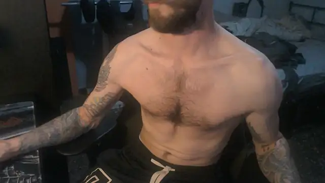 SexxxyLouis online show from 05-04-26, 02:24