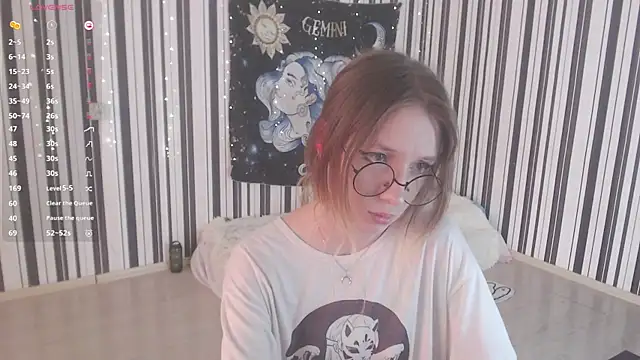  Hanna Moon  online show from 09-13-25, 11:21