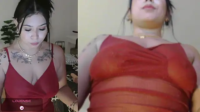 Snapshot of little_susie chatting on 11-13-25, 09:08 little susie online show from 11-13-25, 09:08