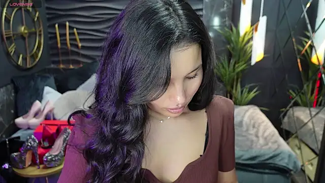 ErikaSoft online show from 02-04-25, 01:38