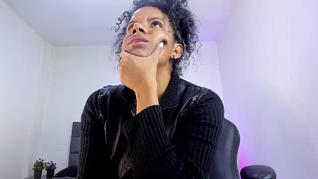 Snapshot of Ellie_Alves chatting on 10-22-25, 12:16 Ellie Alves online show from 10-22-25, 12:16