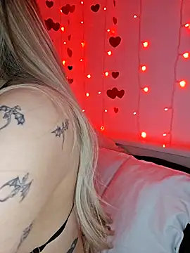 LilyOrion online show from 02-26-25, 04:47