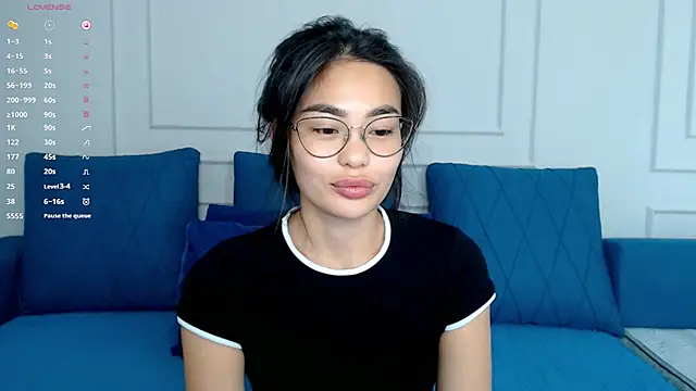 Snapshot of kwana_colada chatting on 10-14-25, 09:43 kwana colada online show from 10-14-25, 09:43