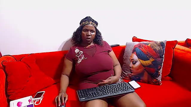 BootyliciousAssxxx online show from 11-21-25, 10:08