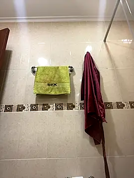 Snapshot of Fancyxlove chatting on 10-23-25, 12:37 Fancyxlove online show from 10-23-25, 12:37