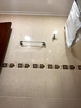 Snapshot of Fancyxlove chatting on 11-18-25, 12:42 Fancyxlove online show from 11-18-25, 12:42