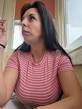 Almmaxxxx online show from 04-01-26, 06:03