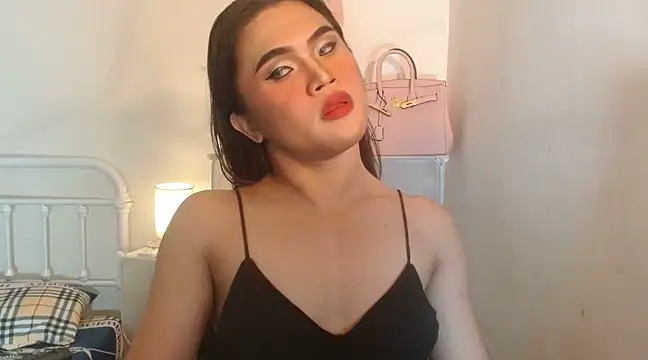 Snapshot of JustineBIGCUM chatting on 03-05-25, 10:33 JustineBIGCUM online show from 03-05-25, 10:33