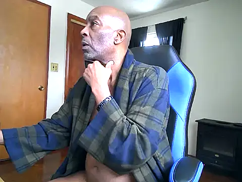 longdick4you8686 online show from 01-22-25, 06:41