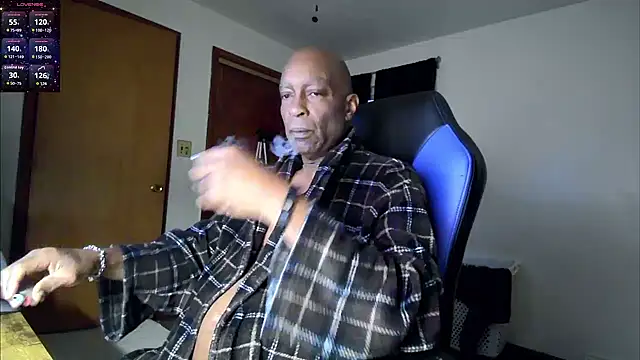 longdick4you8686 online show from 01-07-26, 12:40